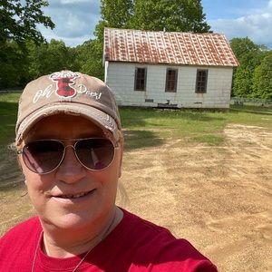 Meet your Posher, Chris